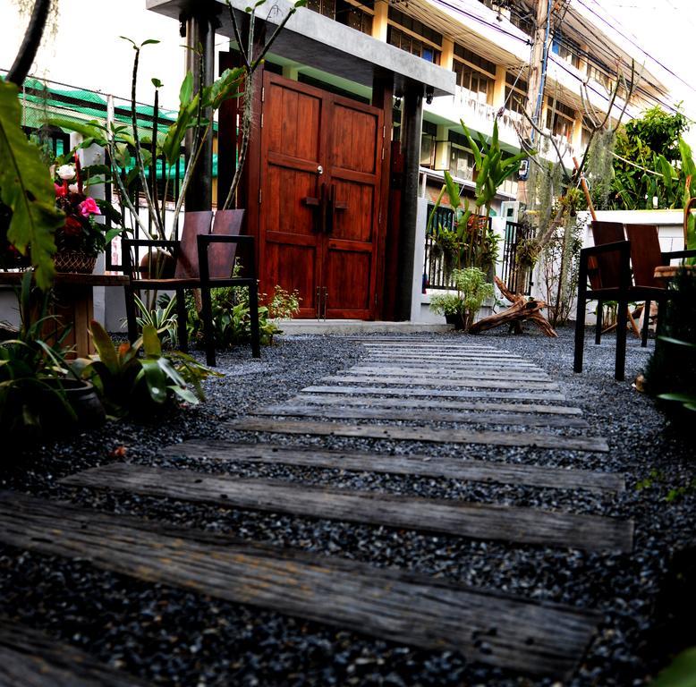 นาวา ศรัญ Hotel เชียงใหม่ ภายนอก รูปภาพ