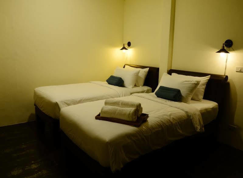 นาวา ศรัญ Hotel เชียงใหม่ ภายนอก รูปภาพ